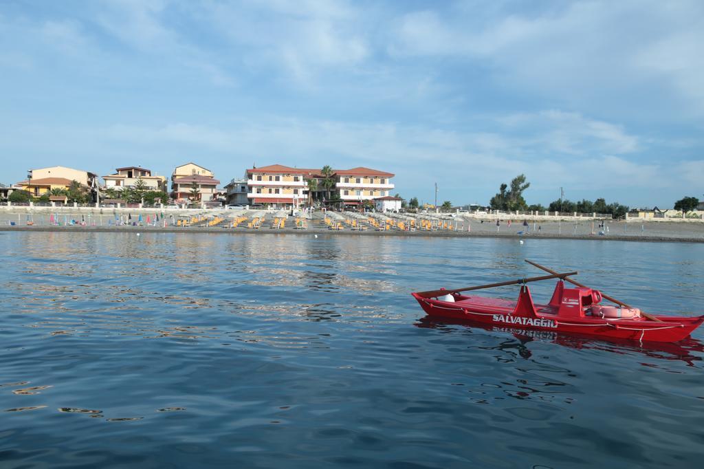 Cirò Marina Hotel Miramare מראה חיצוני תמונה