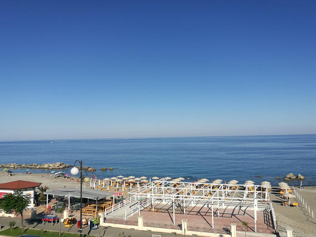Cirò Marina Hotel Miramare מראה חיצוני תמונה
