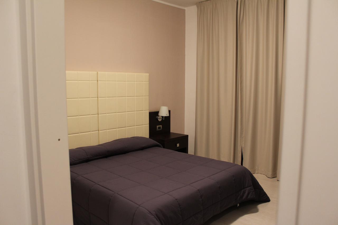 Cirò Marina Hotel Miramare מראה חיצוני תמונה